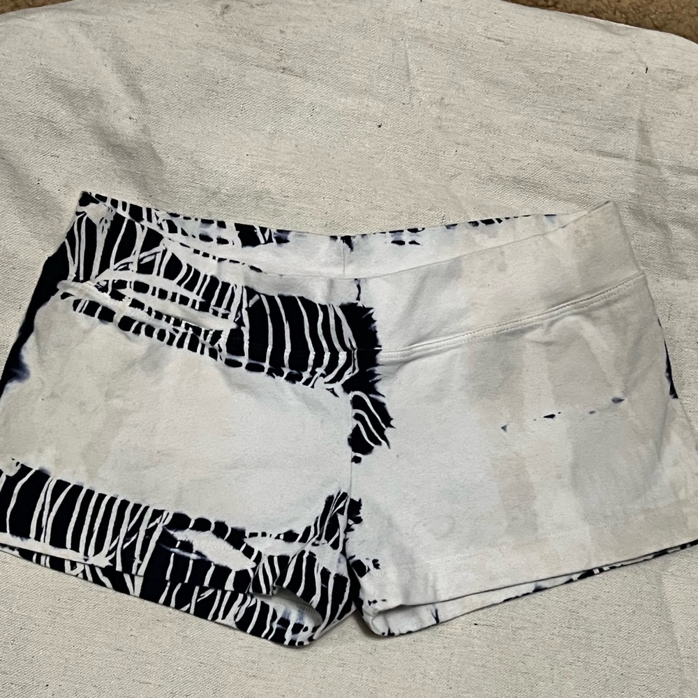 Hard Tail Tye Dye shorts size small blue and white NWOT